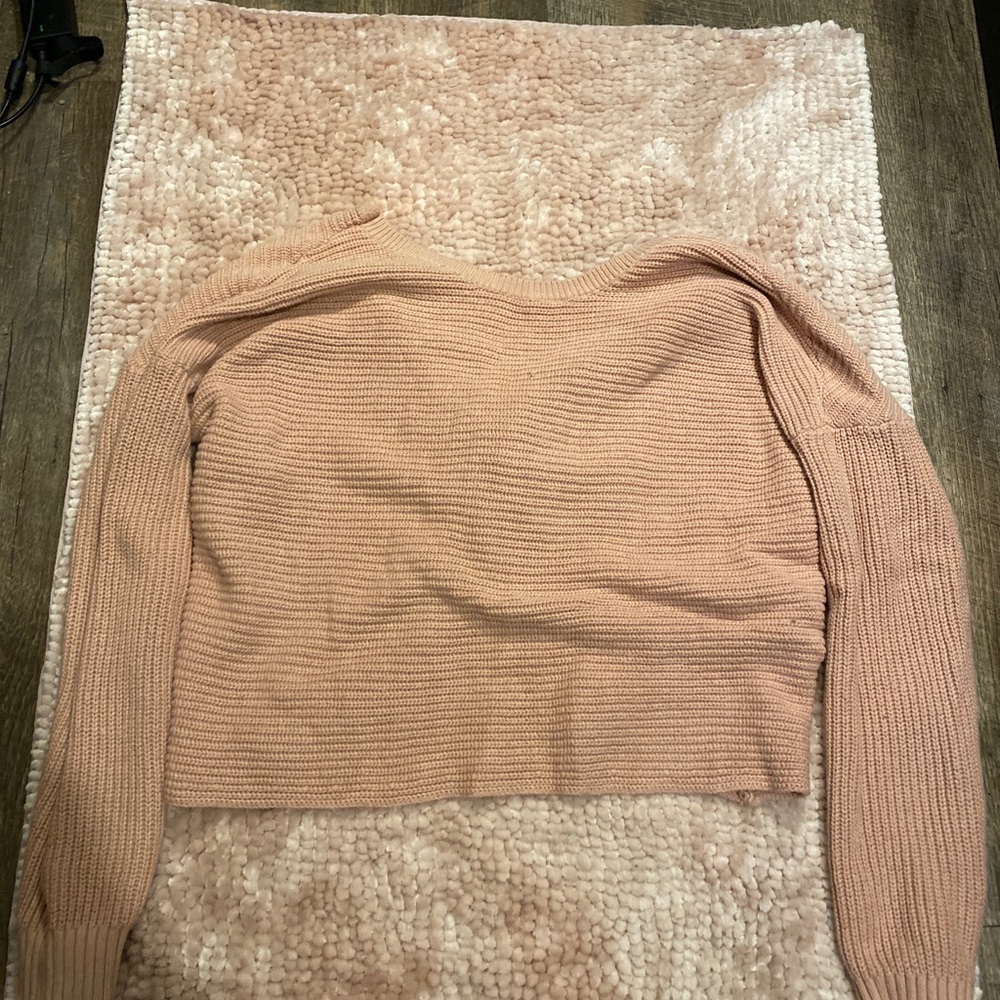 Hollister sweater